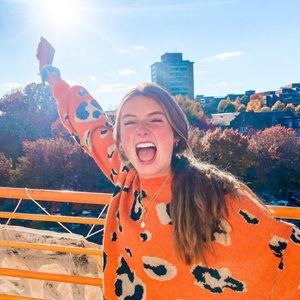 Meet your Posher, Mary Lindley